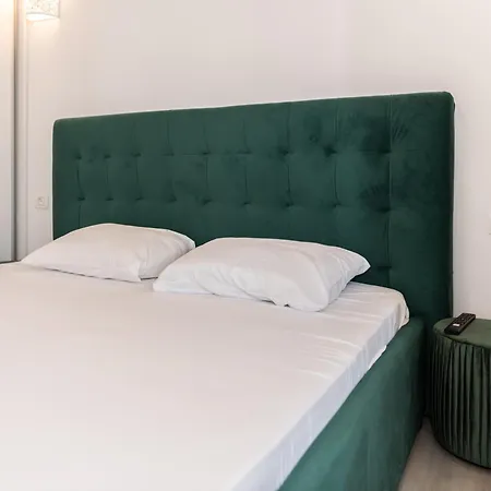 Tan De Lux Năvodari