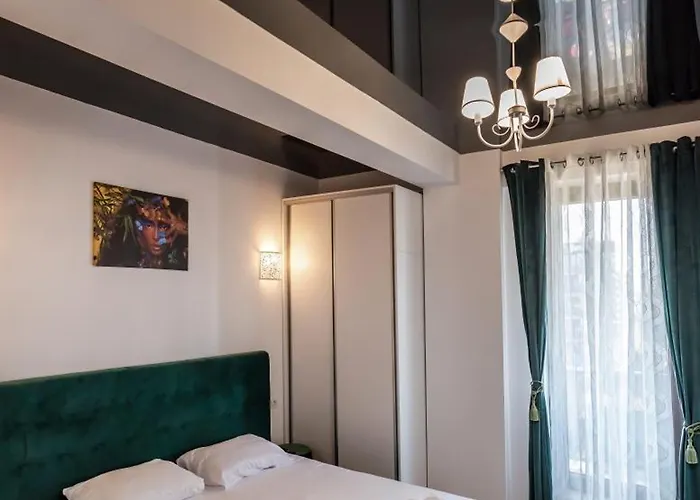 Tan De Lux * Năvodari